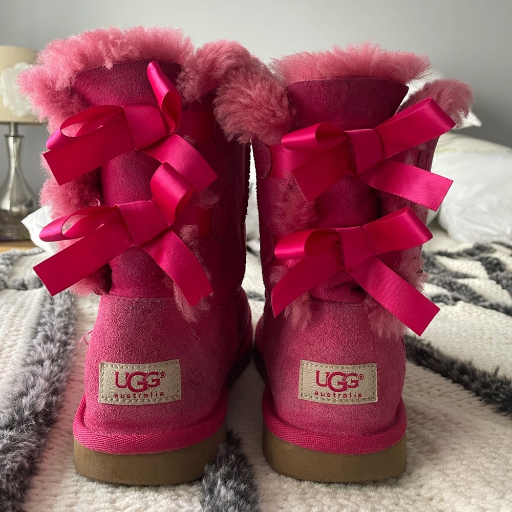 UGG: Bailey Bows